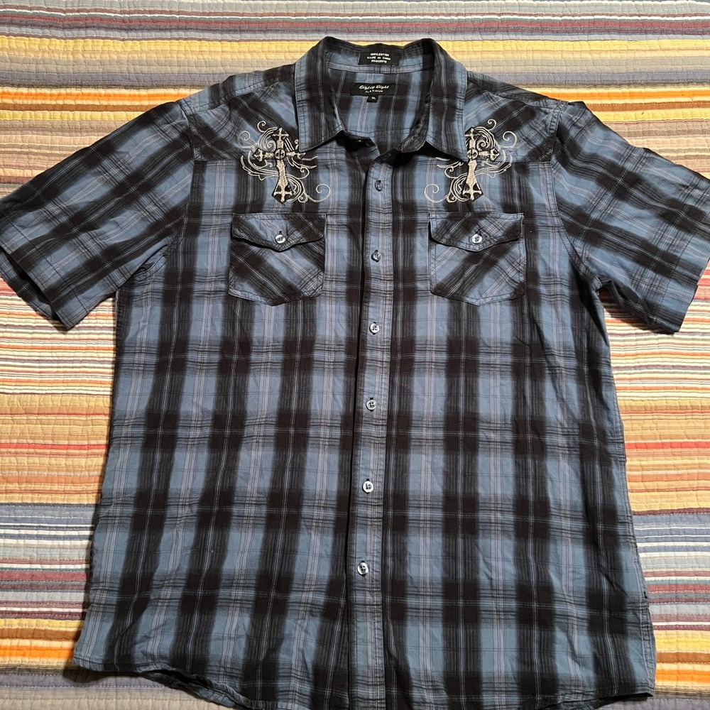 Eighty Eight Platinum Men XL Plaid Short Sleeve Shirt Embroidered Cross Western